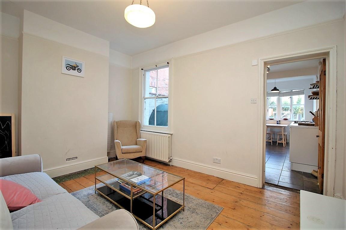 3 bed property in Beecham Road, Reading